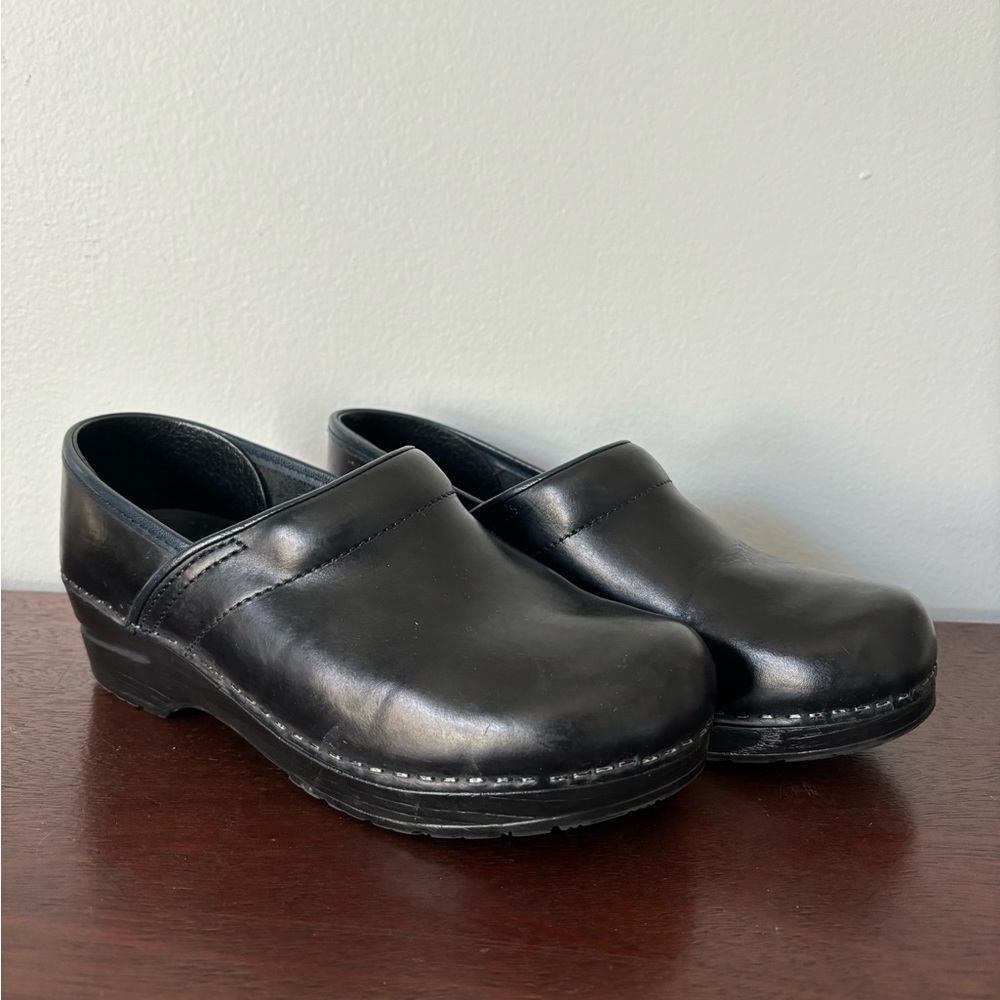 Dansko Clogs, Size 38 - image 1